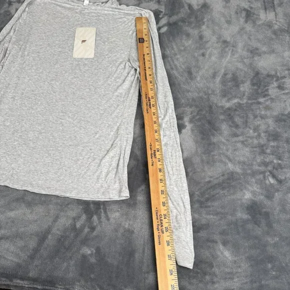 Fabletics Jess Long Sleeve Turtleneck Top Sweater Gray Size Large NWT - Picture 3 of 9
